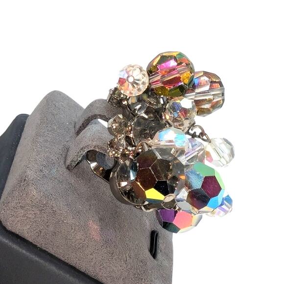 Vintage D & E Juliana Unmarked AB Crystal & Rhinestone Clip On Cha Cha Earrings - Picture 3 of 5